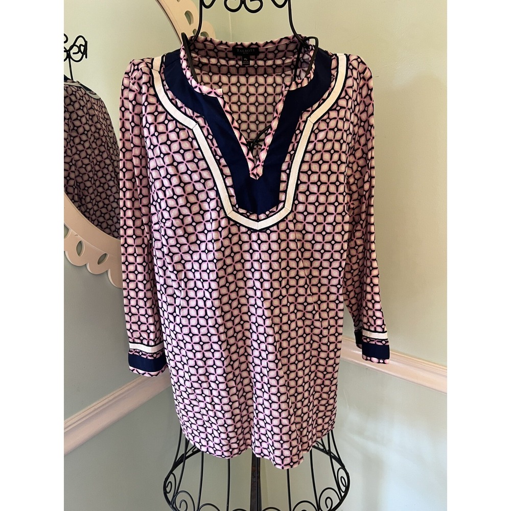 Talbots medium petite pop over top‎ Pink blue geometricMP Tunic